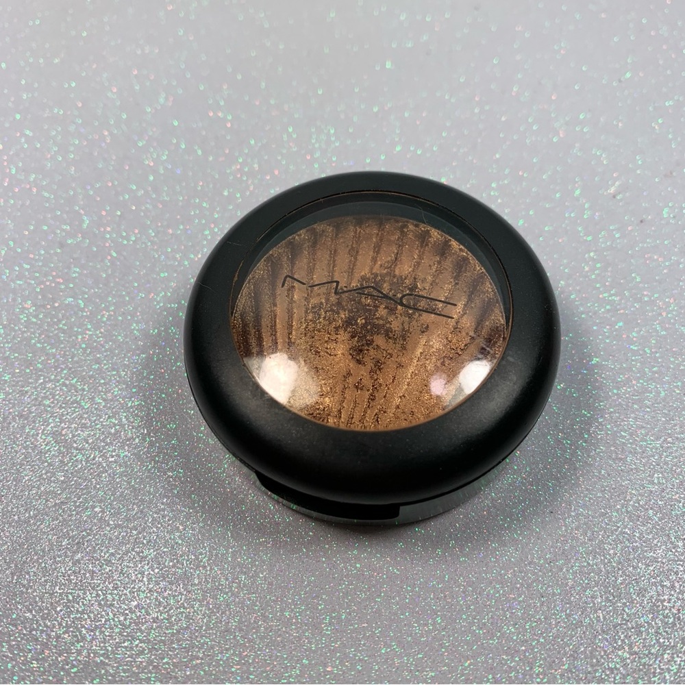 MAC Eyeshadow Gold Spice - Picture 6 of 6
